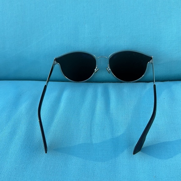 BNIB Christian Dior Sunglasses - Picture 4 of 10